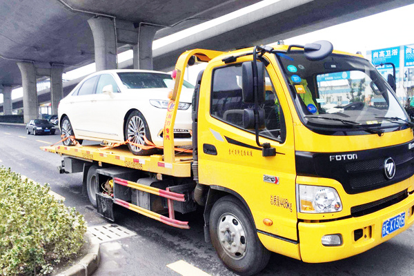 潍城汽车道路救援_汽车救援服务｜快速救援