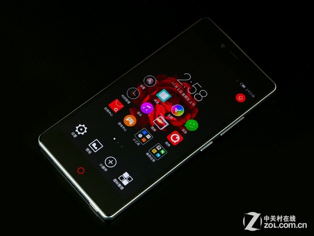 呵呵呵nubia Z9 mini首测 